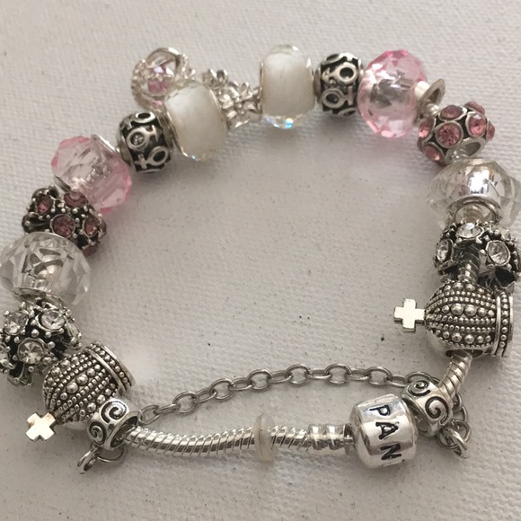 ❌SOLD❌Authentic Pandora bracelet - Picture 4 of 4